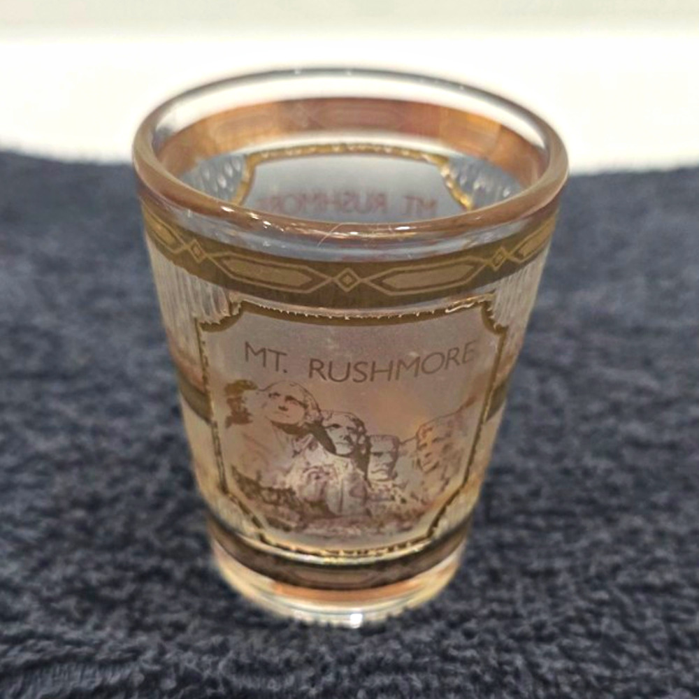 Vintage Mt Rushmore Souvenir Shot Glass Gold Trim South Dakota Collectible